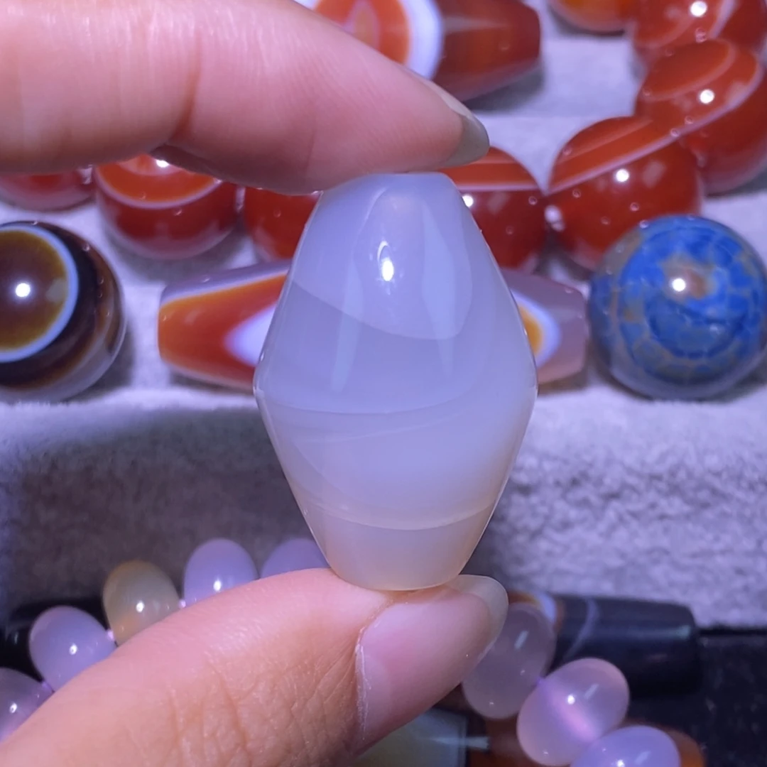 未镶嵌颈饰玛瑙/玉髓