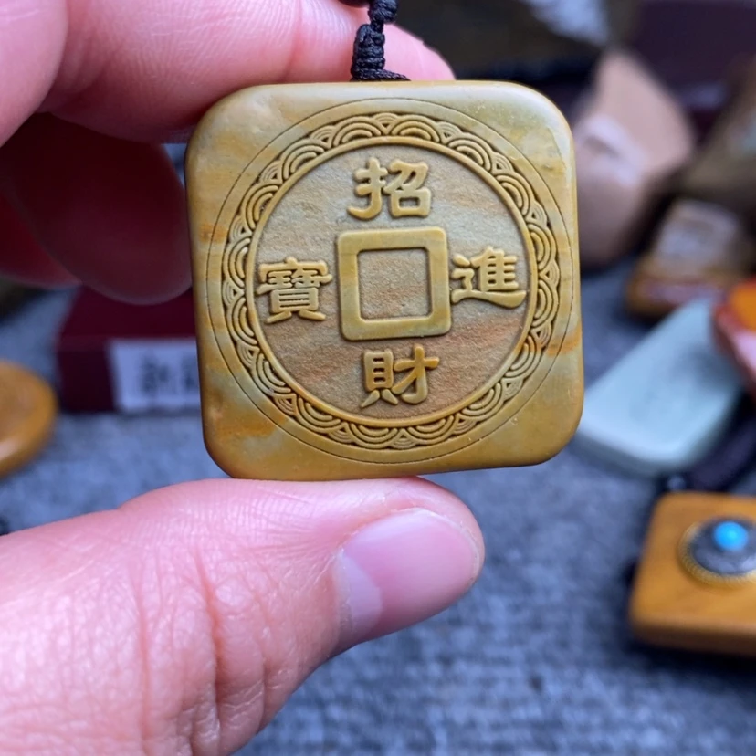 【闪购商品】原石雕刻手把件