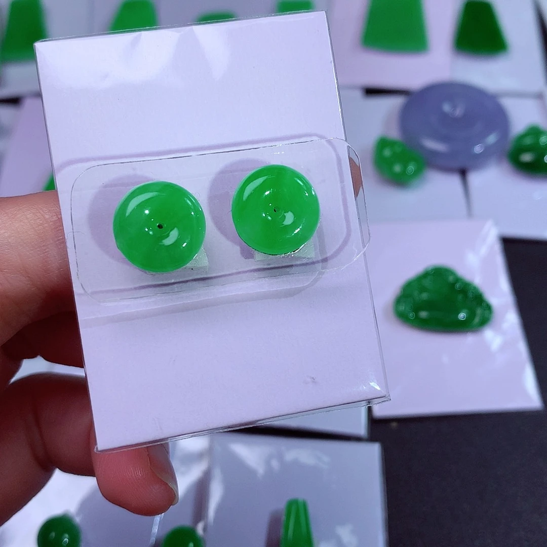 颈饰未镶嵌翡翠天然翡翠