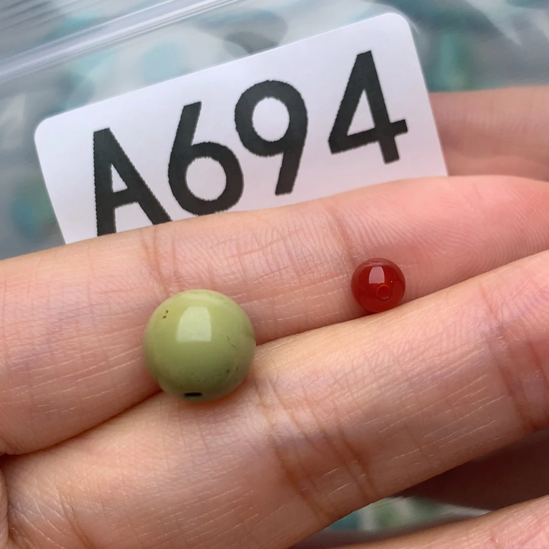 未镶嵌南红玛瑙珠宝奇石