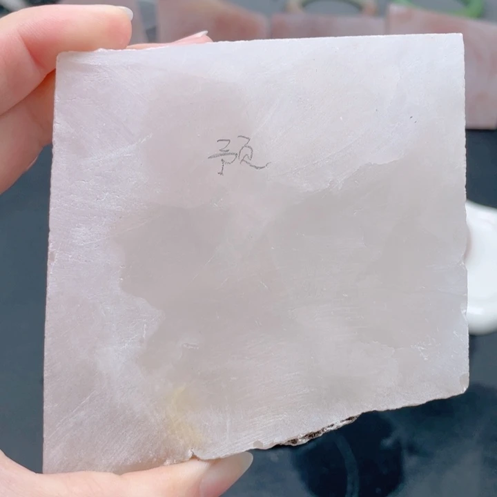 ****娥石英质玉未镶嵌手镯定制