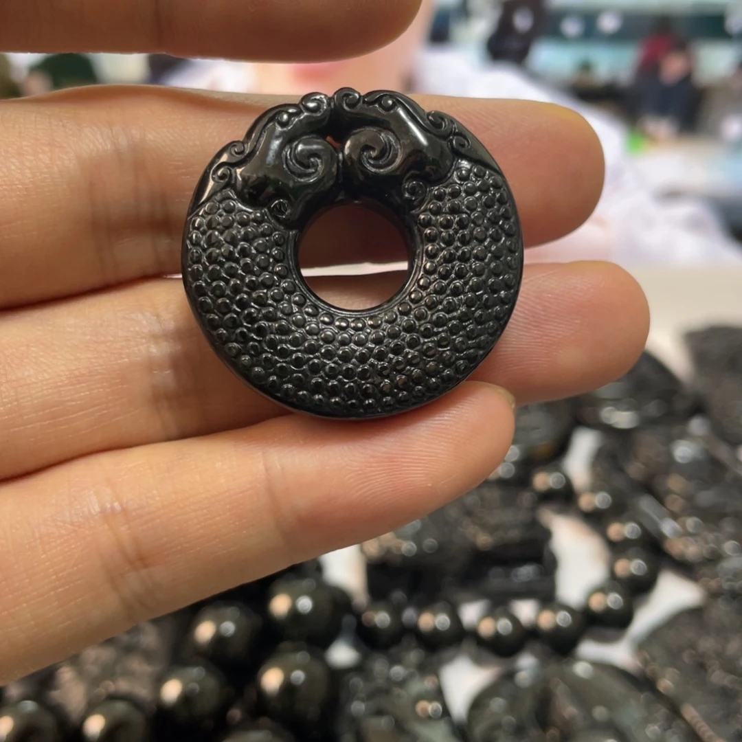 翡翠吊坠(不含链)未镶嵌龙扣