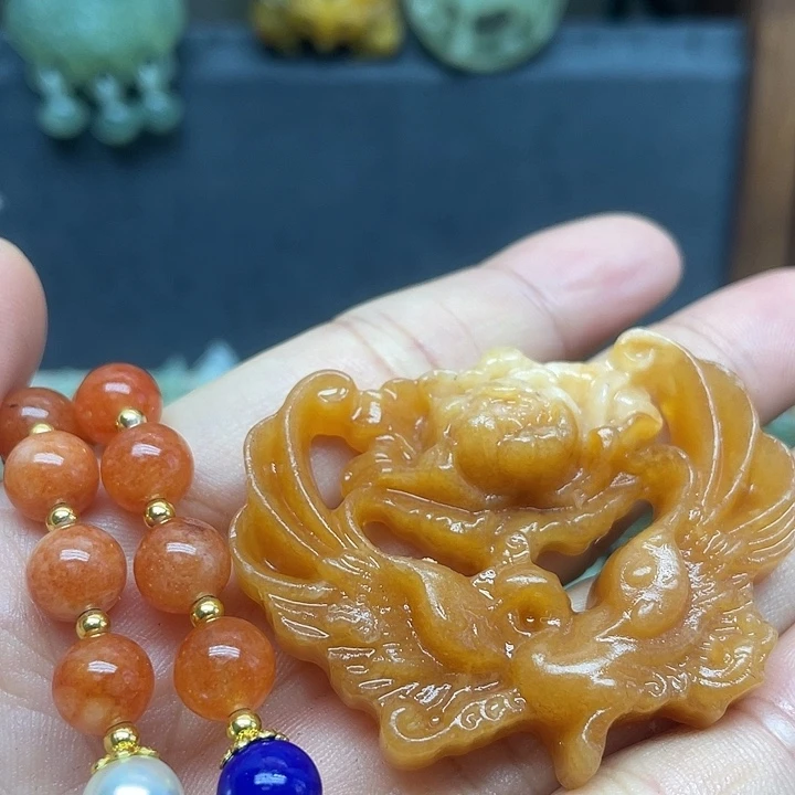 未镶嵌蛇纹石玉颈饰