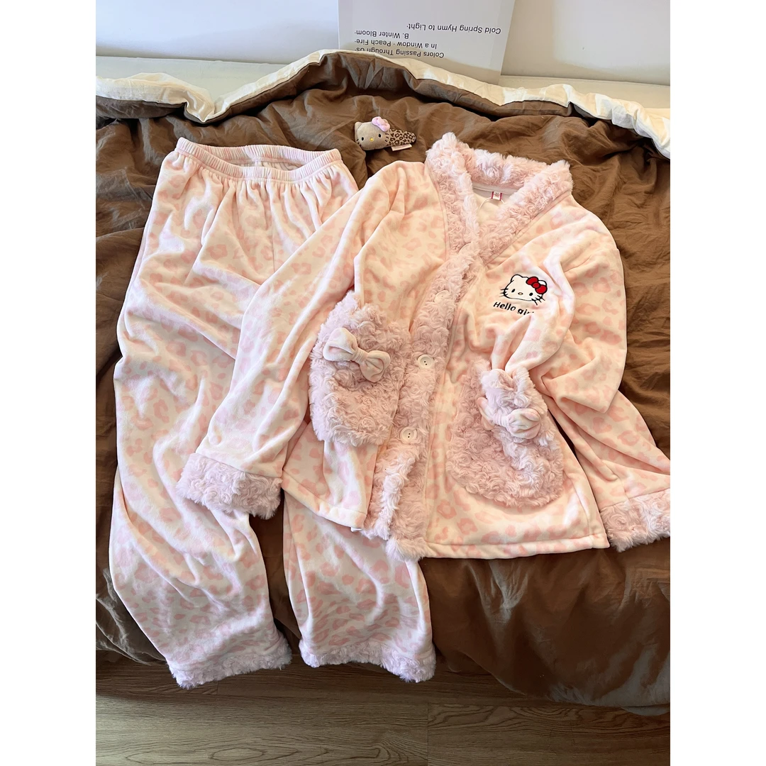 海岛绒睡衣女秋冬季2025新款豹纹Hellokitty加厚珊瑚绒家居服套装