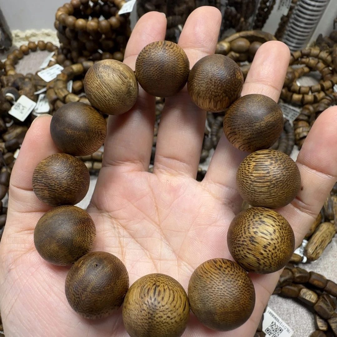 手串沉香莺歌绿多样性发货一条卡19-23克