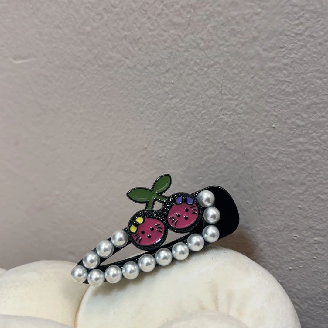 设计款珠珠小樱桃发夹Y48