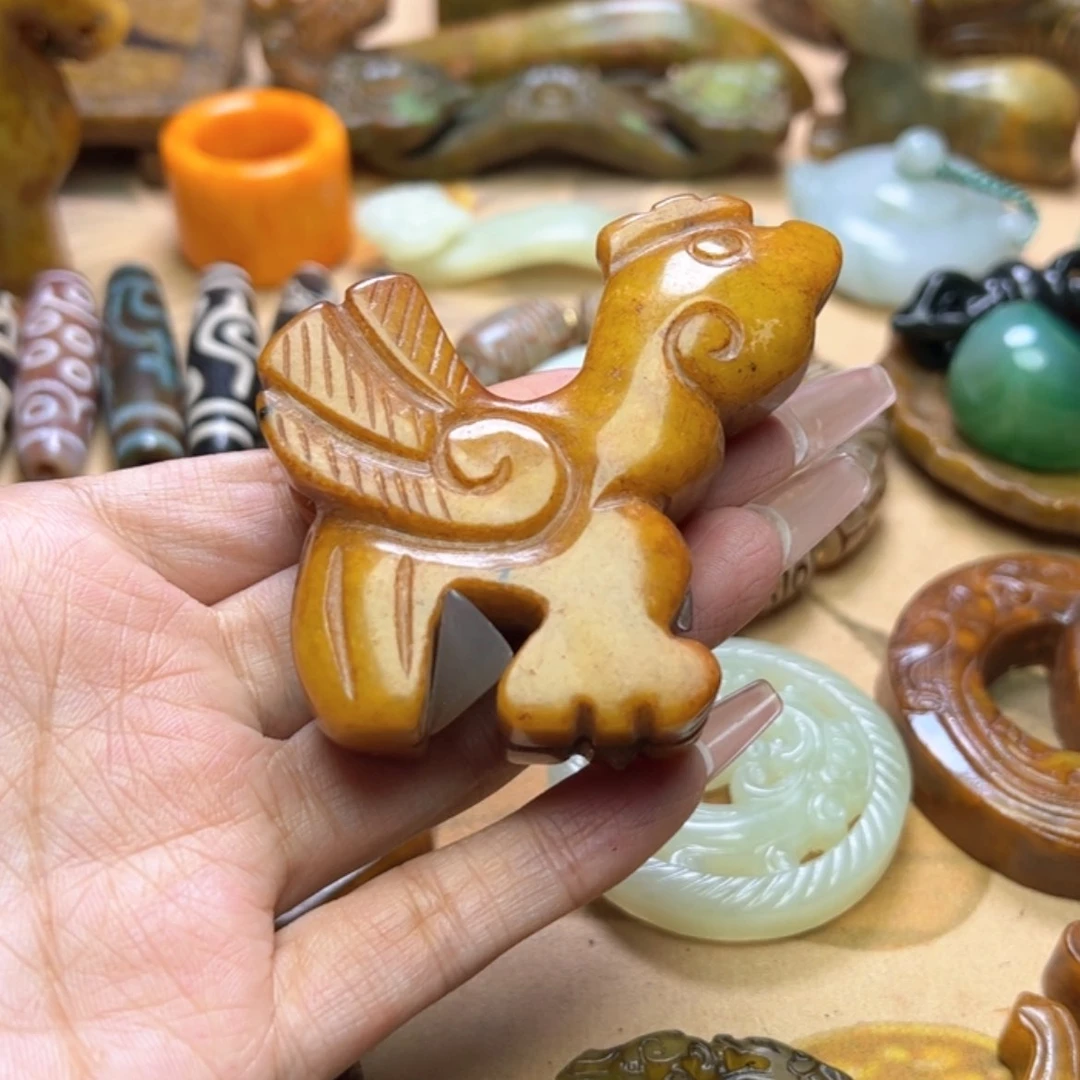 【闪购商品】蛇纹石玉颈饰未镶嵌