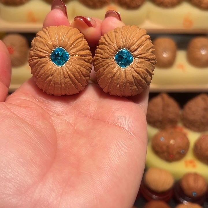 桃核吊坠精品猴头元宝37尺