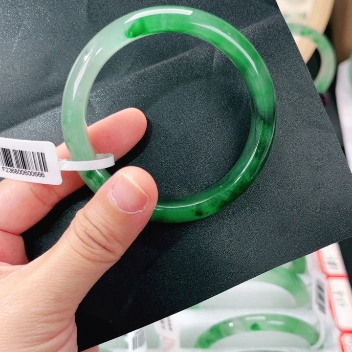 石英质玉（黄龙玉）未镶嵌手镯