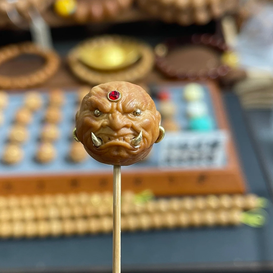 猴头雕刻单籽(15-16尺寸)