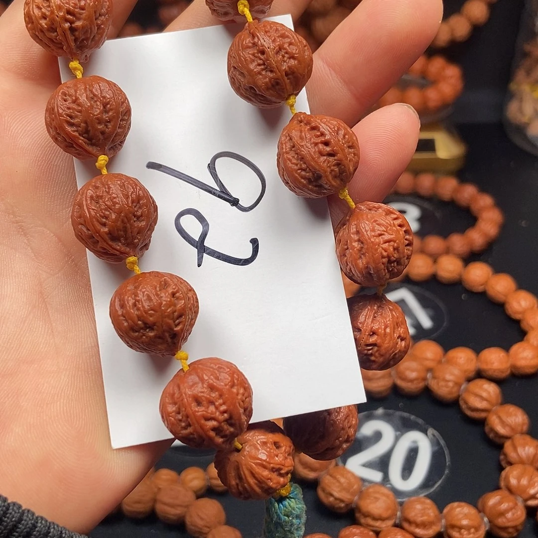 文玩核桃手串八棱18