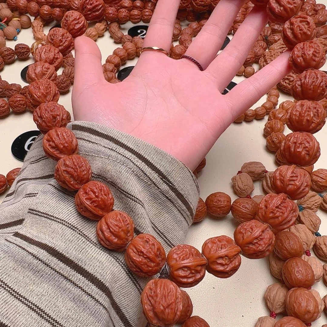 天***业文玩核桃吊坠八棱