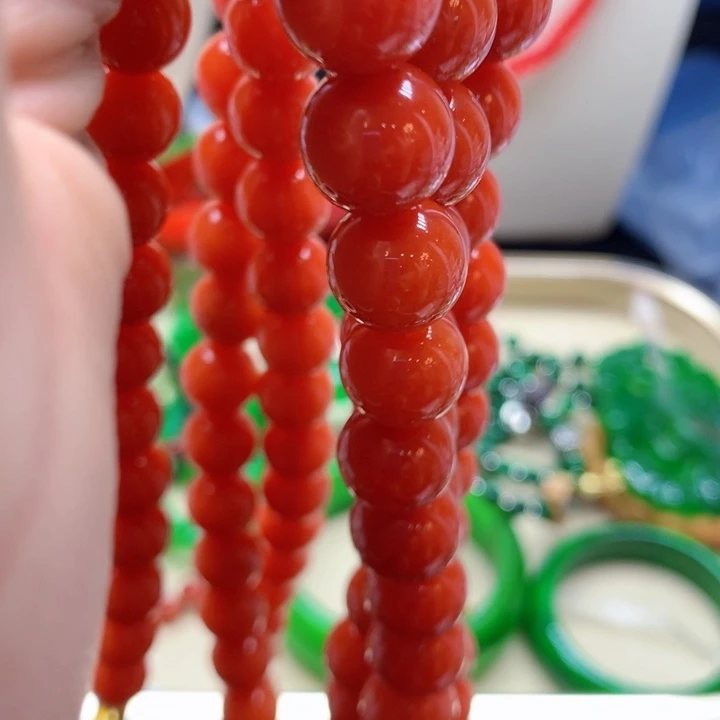 翡翠颈饰未镶嵌吊坠