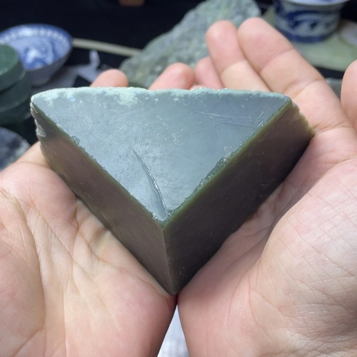 和田玉未镶嵌珠宝半成品