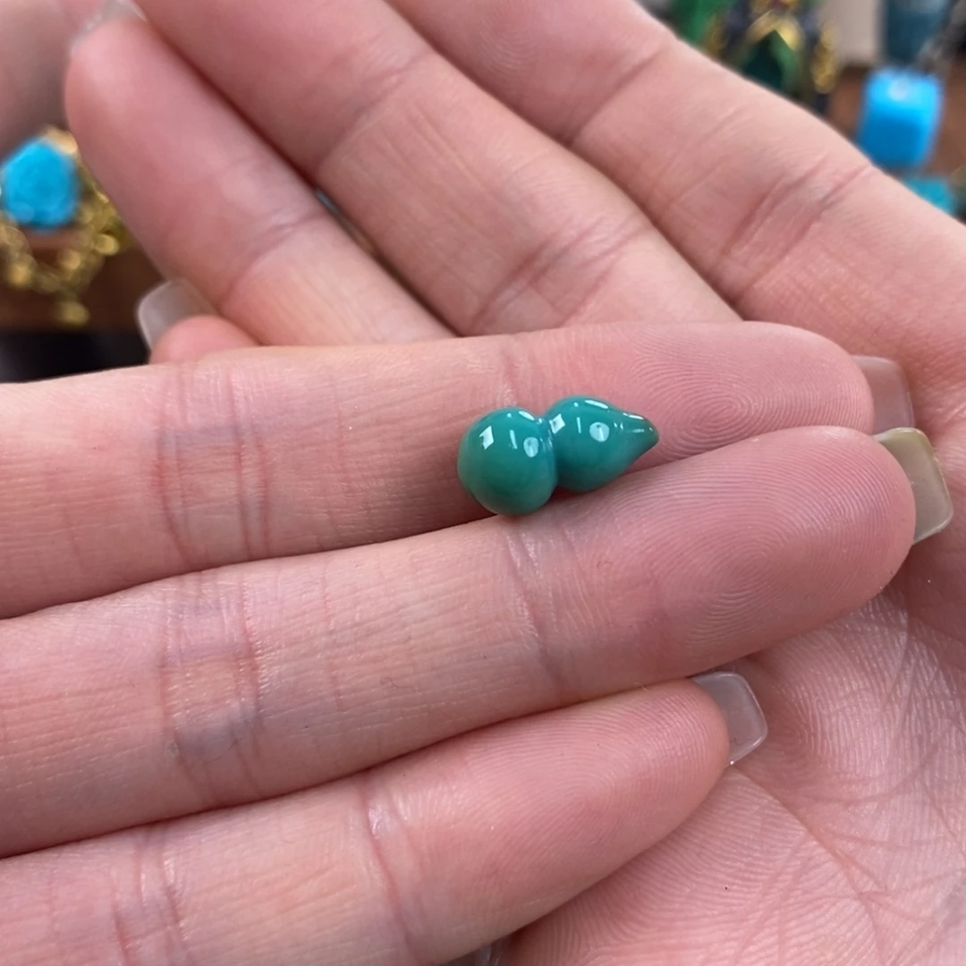 绿松石未镶嵌。葫芦