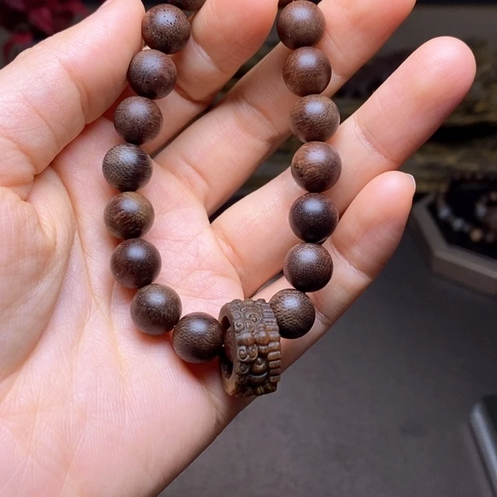 沉香手串越南富森红土1.0设计➕跑环沉香木雕设计