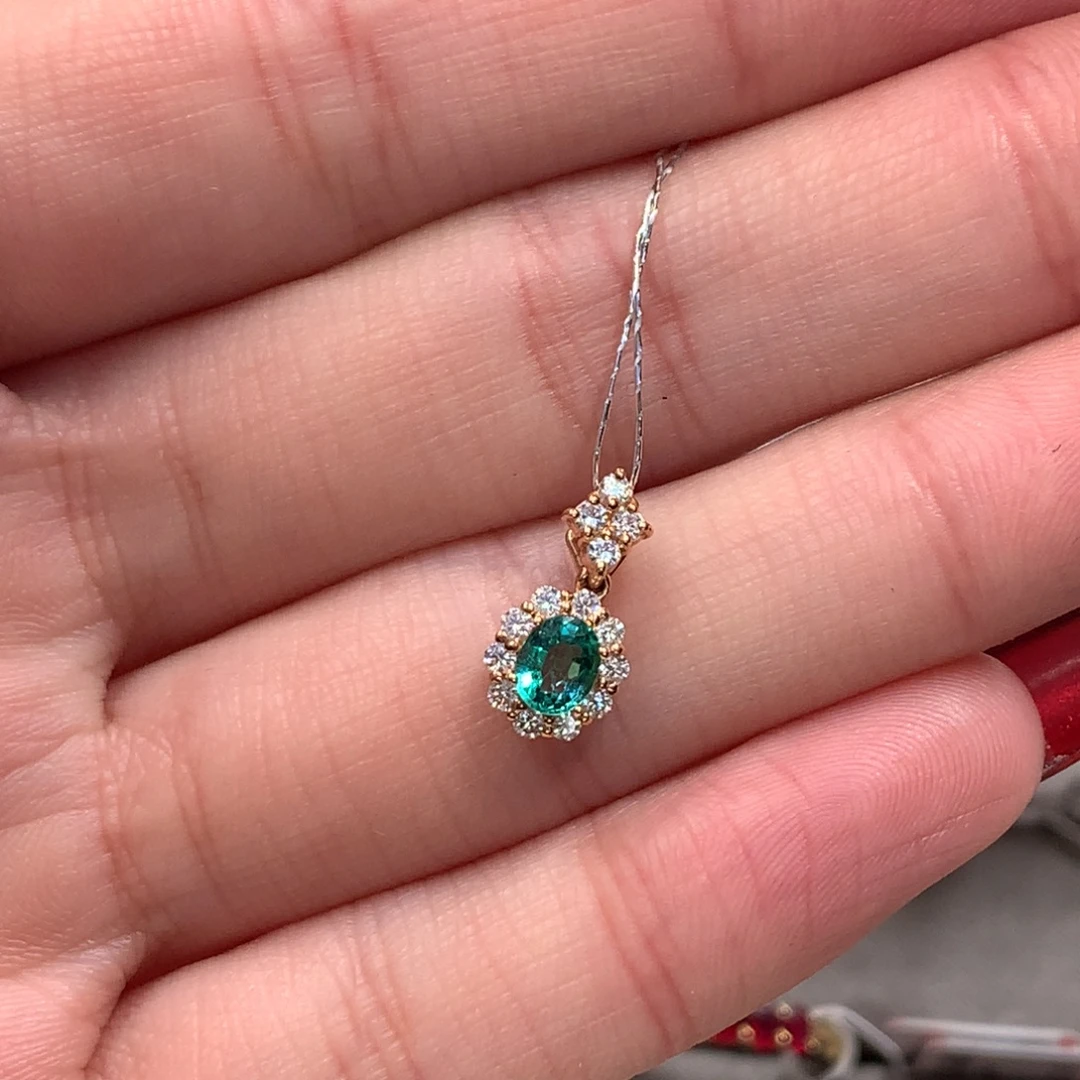 白***城18K金镶嵌吊坠(不含链)祖母绿