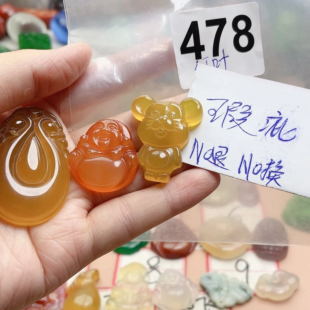 合金颈饰玛瑙/玉髓珊