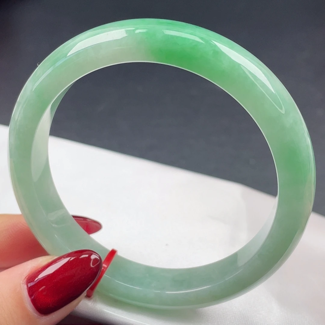 翡翠未镶嵌手镯58圈口