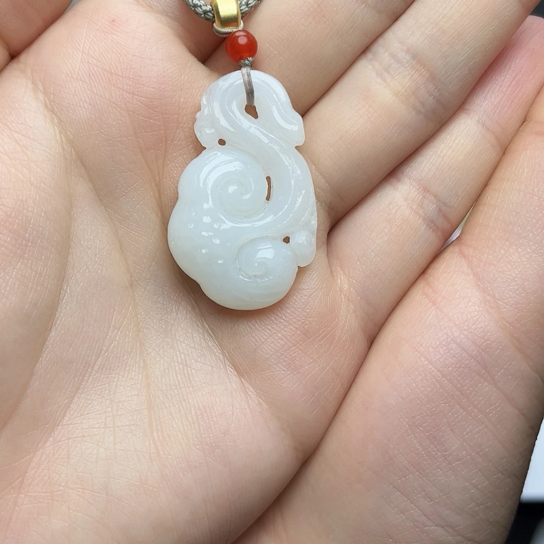 雪***城和田玉未镶嵌颈饰06