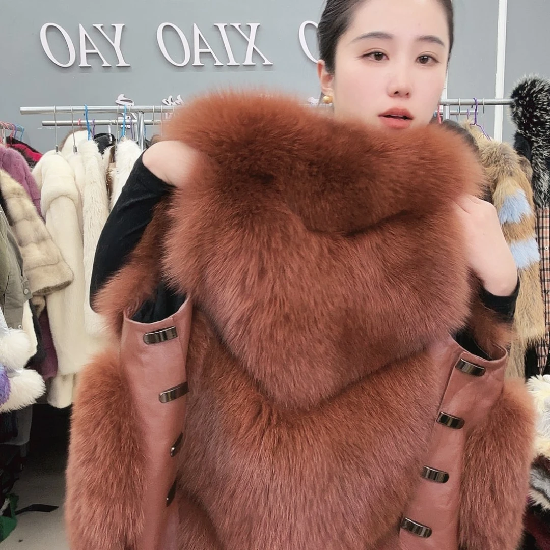 姚小妖家高端皮草