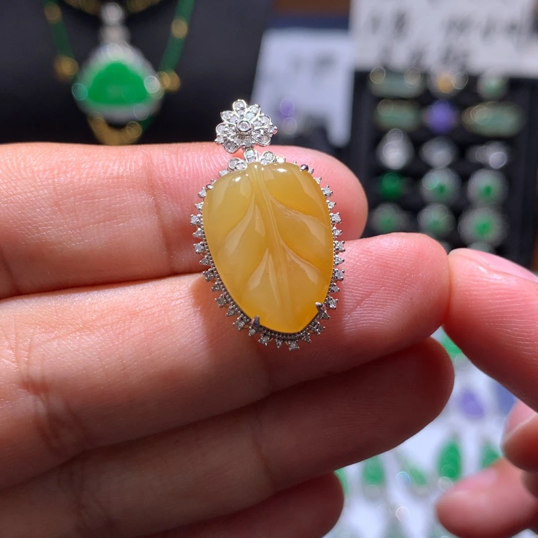 翡翠18K金镶嵌吊坠(不含链)