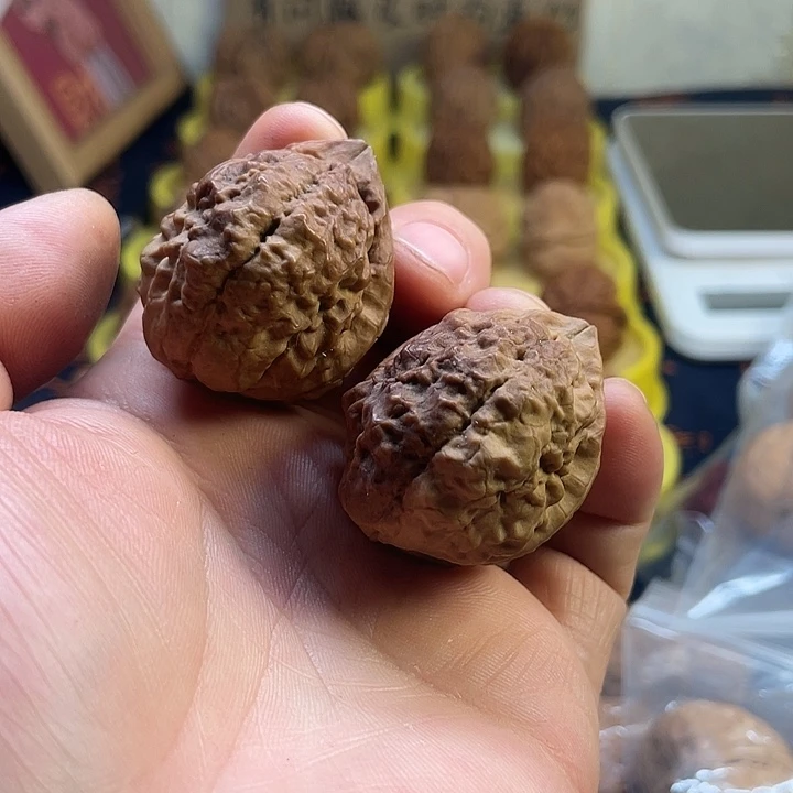 文玩核桃把件28羊头舍利39