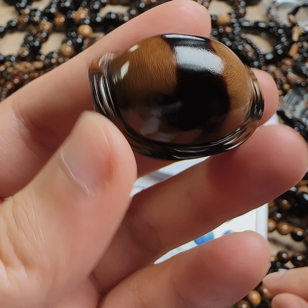 茶****贝壳手串/手链血柳雕刻件毕业