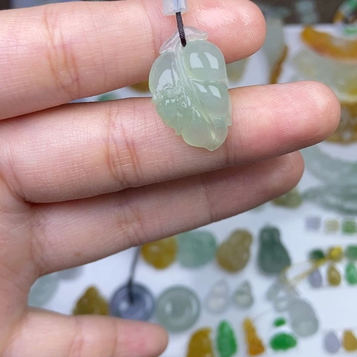 定制翡翠未镶嵌叶子