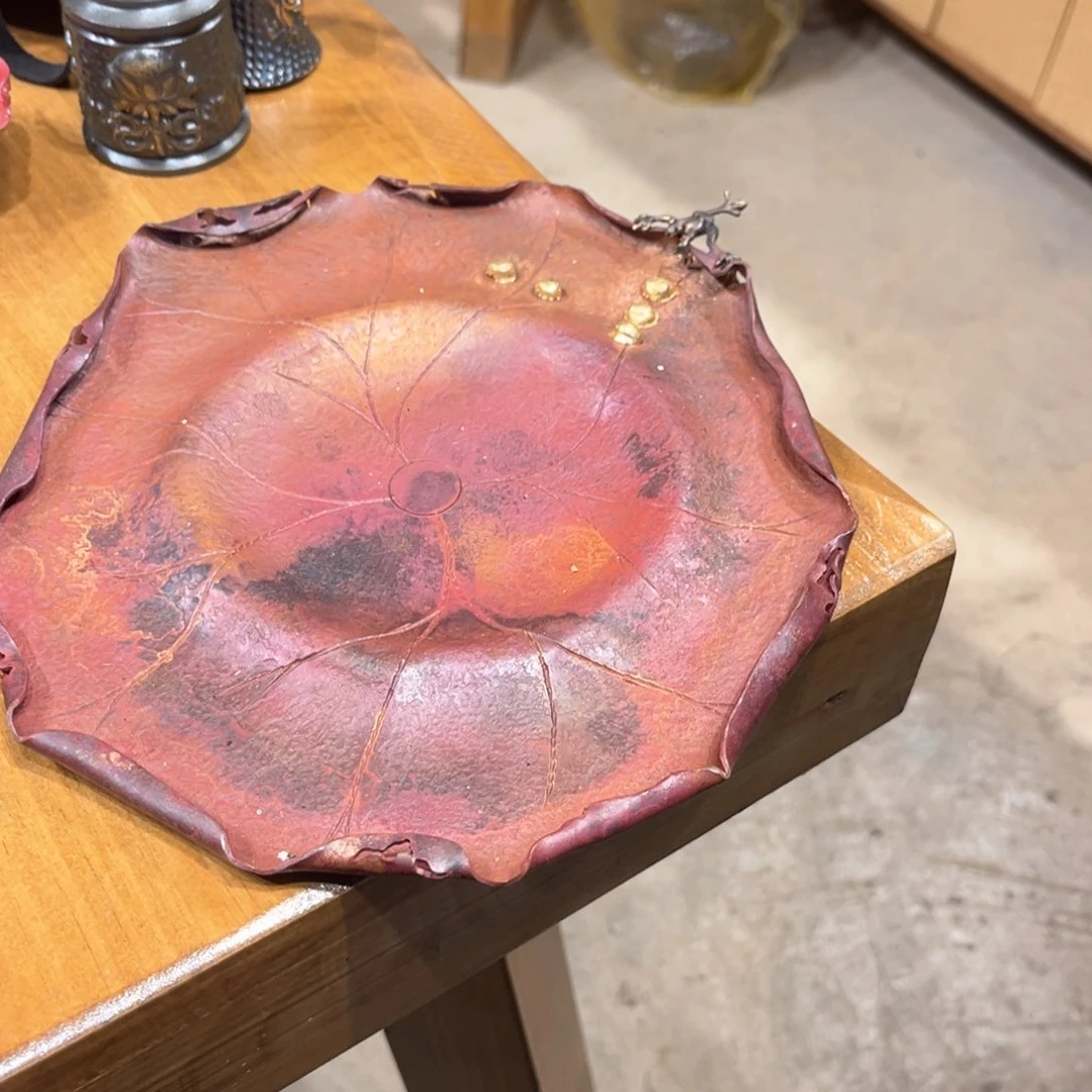 淬火色荷叶单茶盘手工锻打工艺