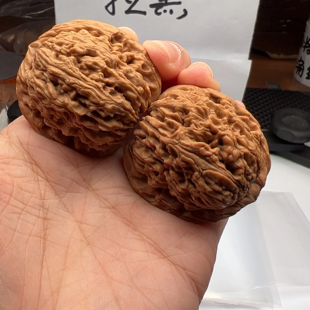 吊坠文玩核桃南疆40微黄