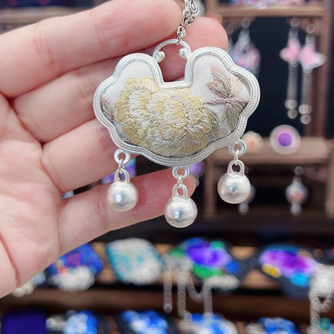 织绣手工刺绣工艺品