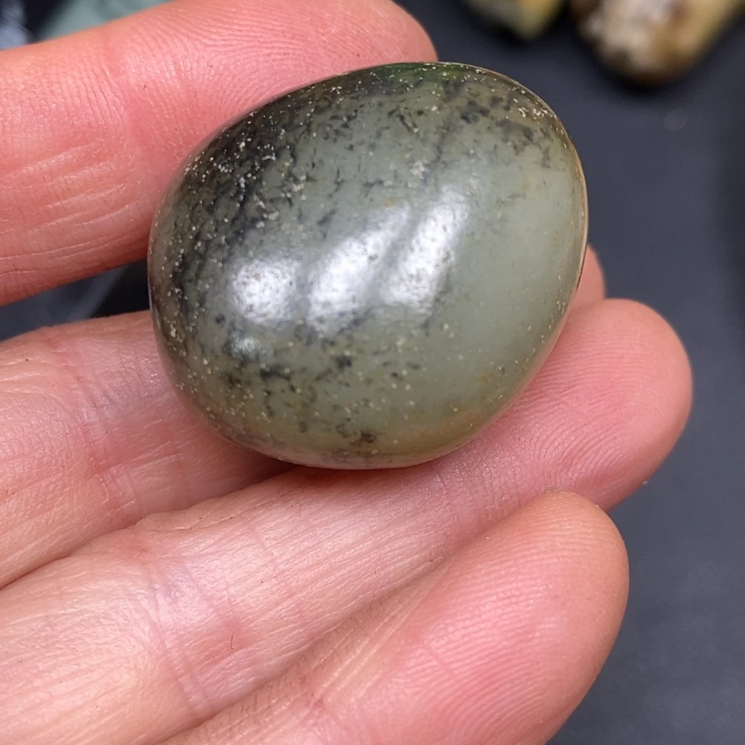 和田玉未镶嵌珠宝奇石