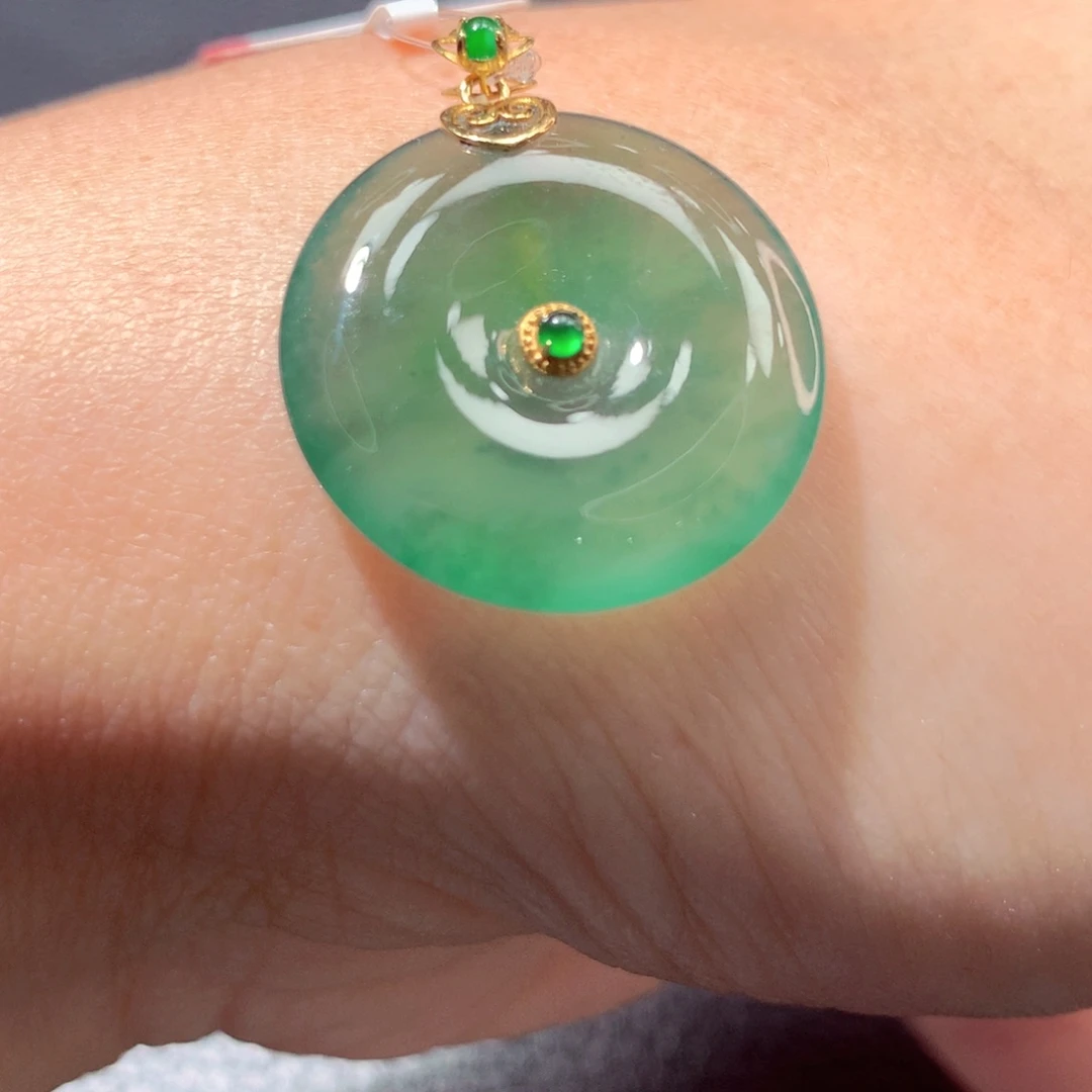 定制翡翠18K金镶嵌翡翠