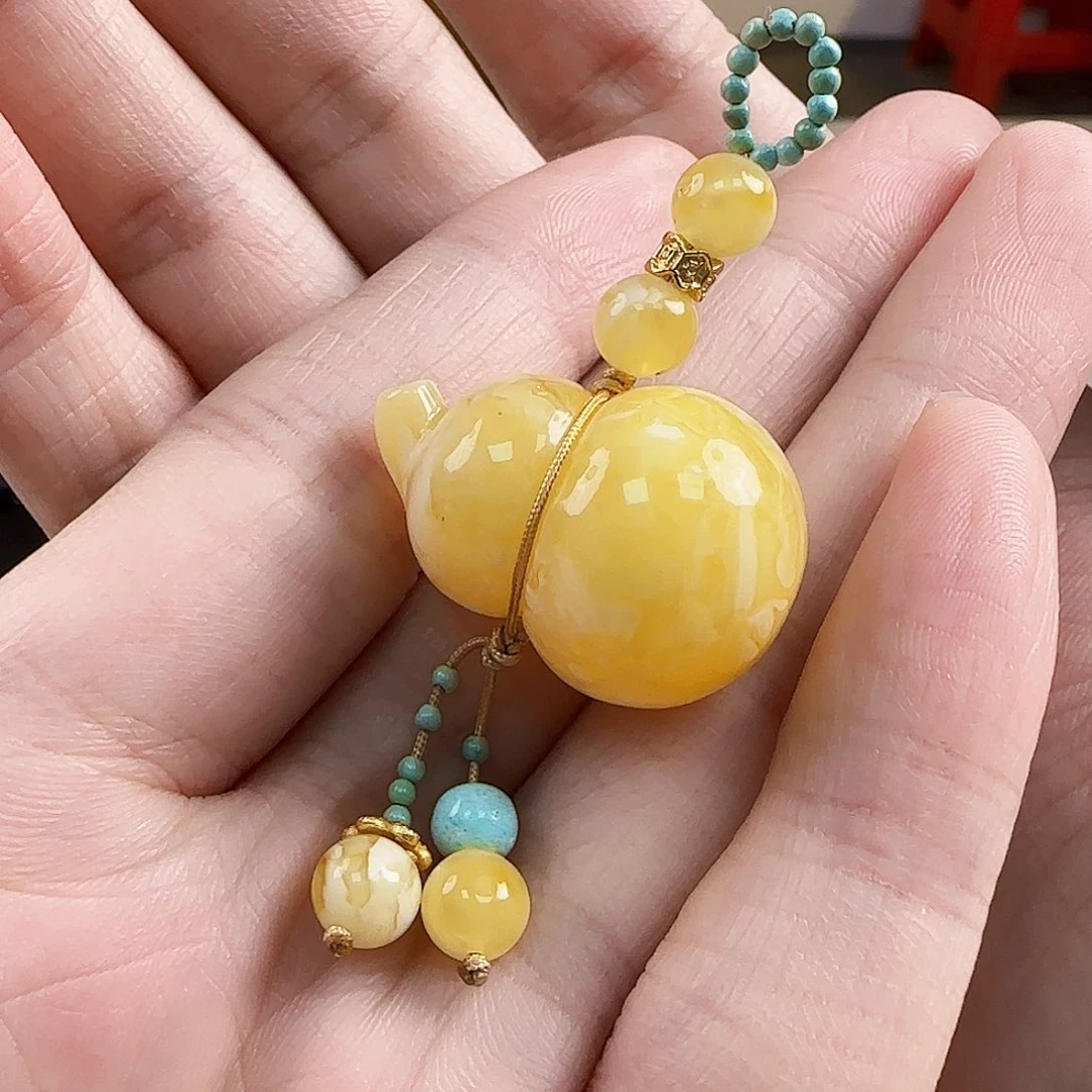 琥珀裸石未镶嵌蜜蜡