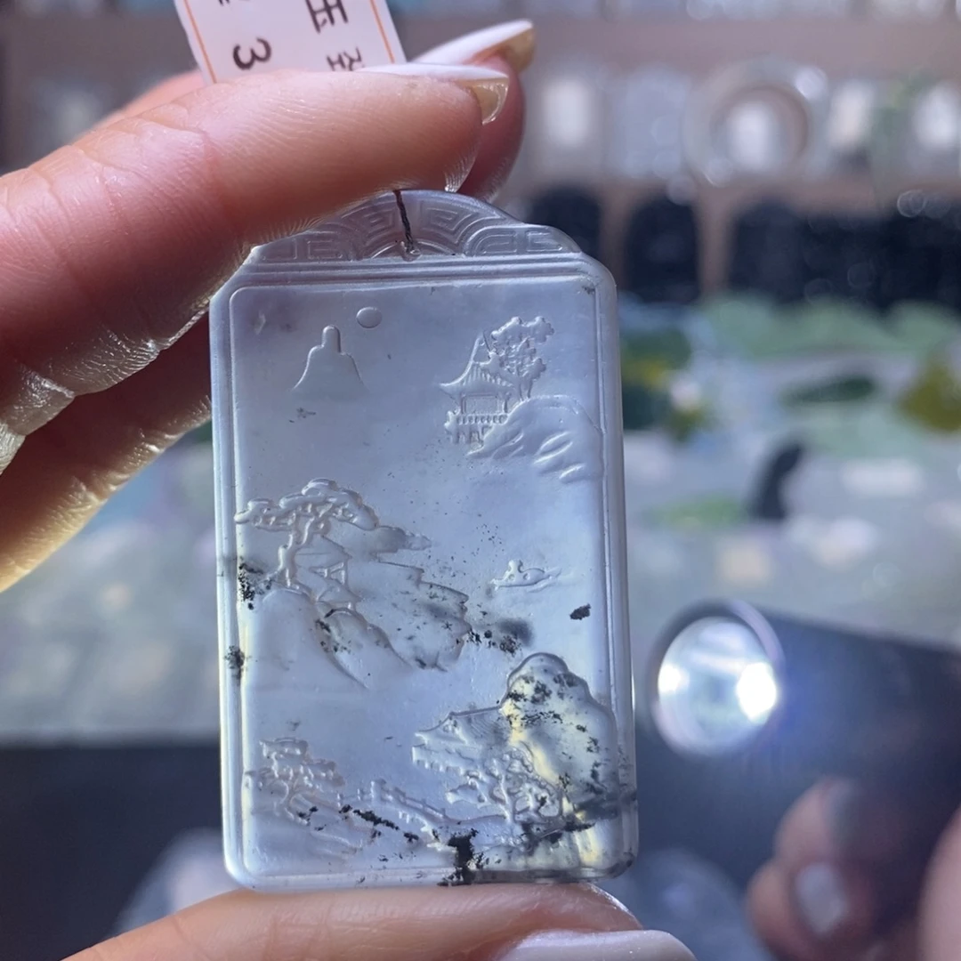 蛇纹石玉未镶嵌颈饰