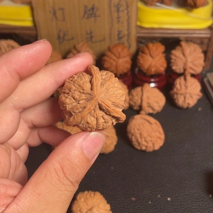文玩核桃把件k*i核桃