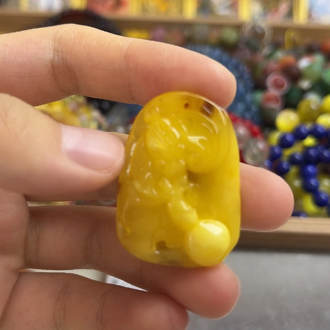 幸****琥珀未镶嵌颈饰矿坑付2次6