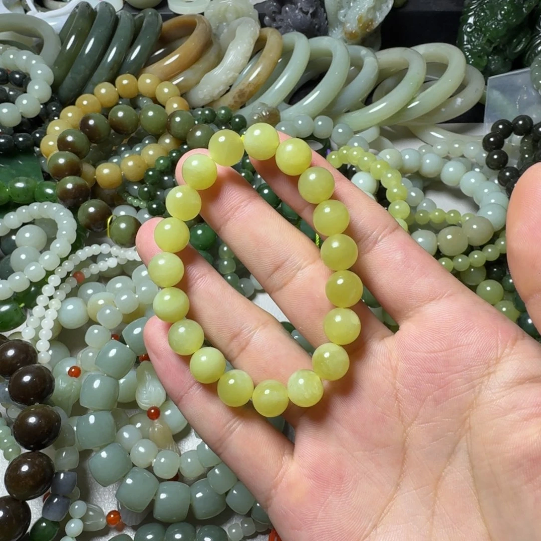 和田玉未镶嵌手串