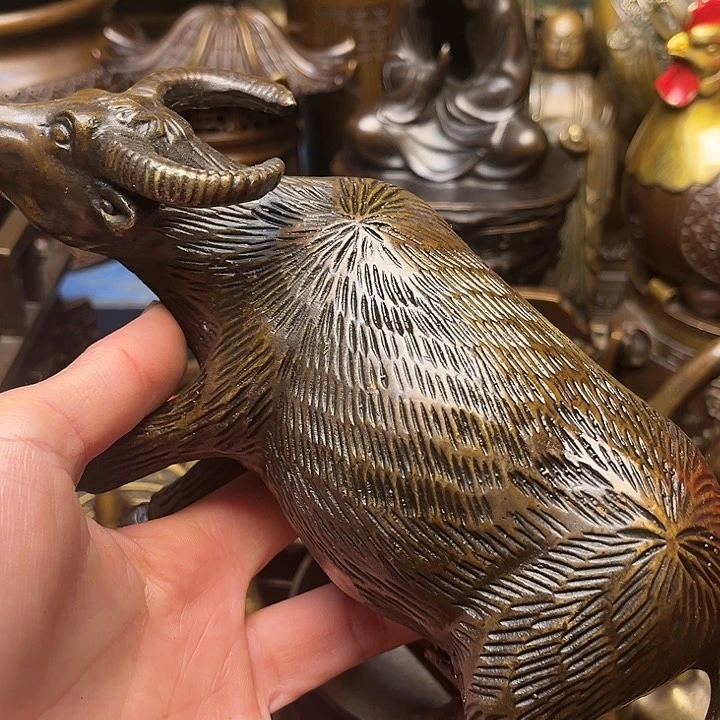 精美铜器批发档口