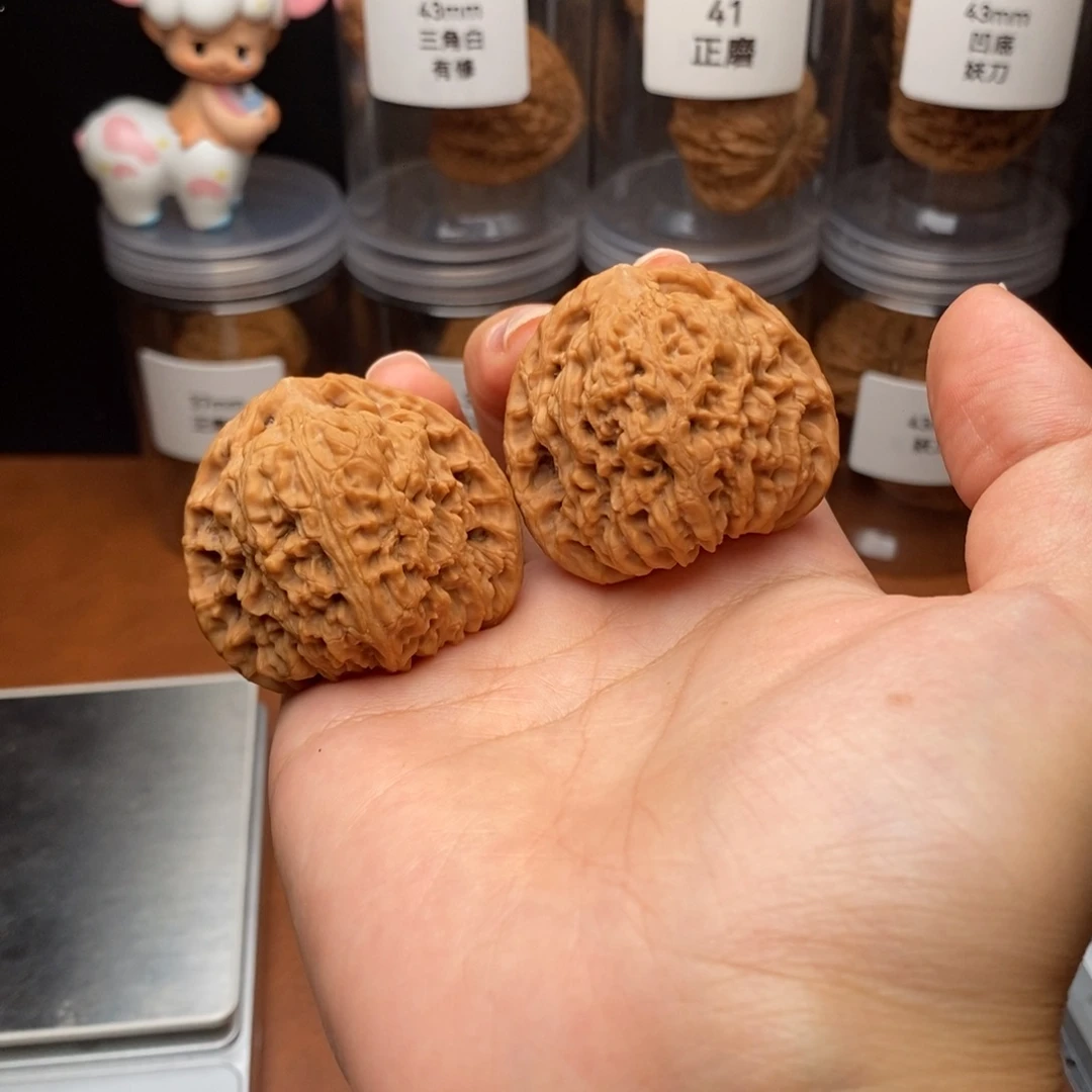 吊坠文玩核桃42三角将