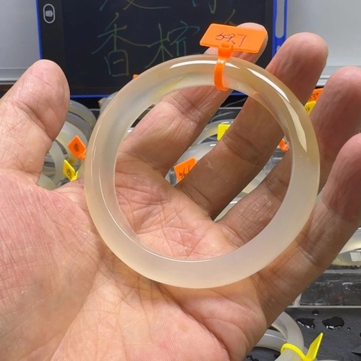 陆***柚玛瑙/玉髓戒指合金