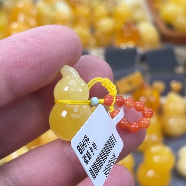 琥珀未镶嵌珠宝奇石琥珀