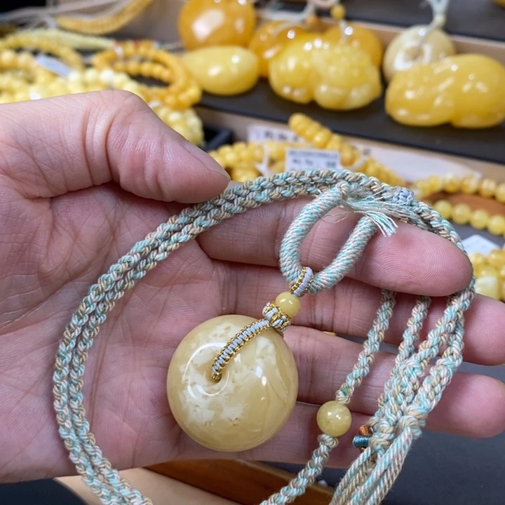 未镶嵌琥珀裸石平安扣