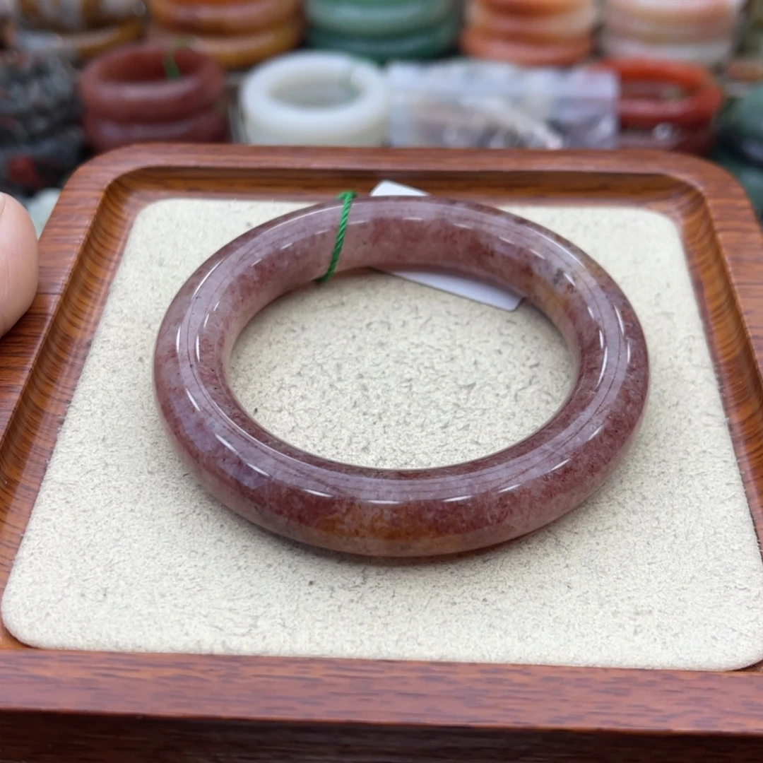 石英质玉未镶嵌手镯