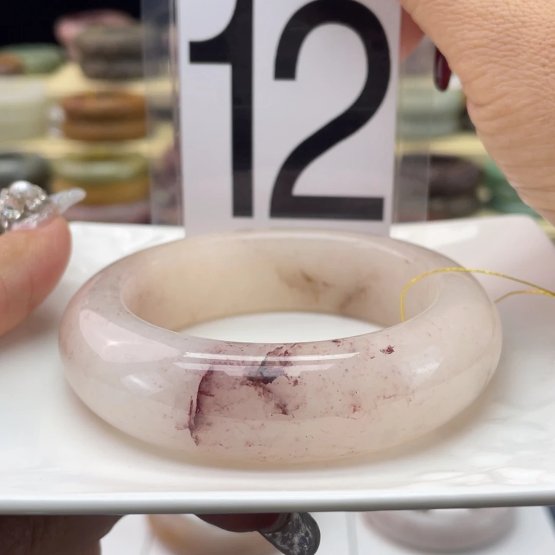 【闪购商品】石英质玉手镯未镶嵌