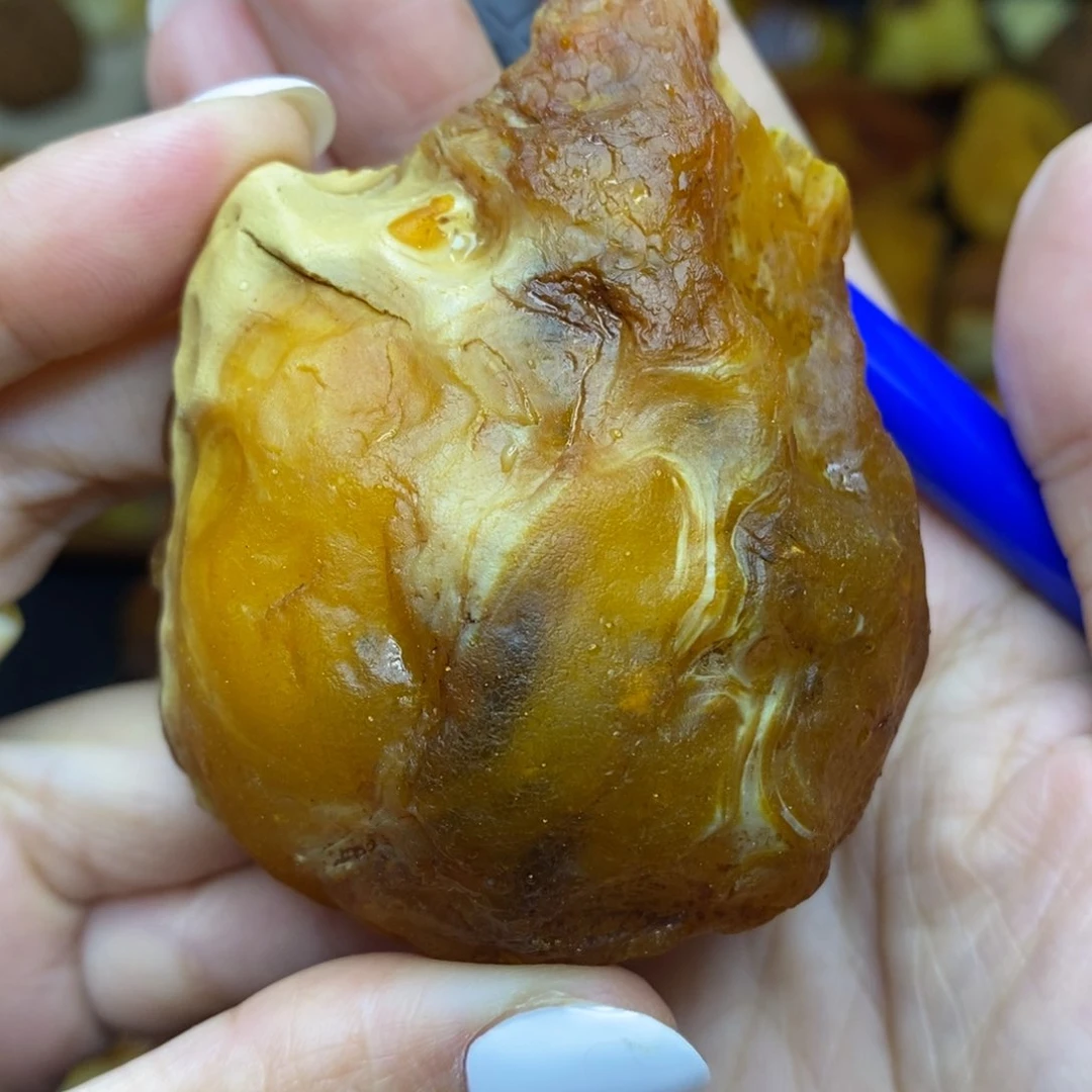 未镶嵌定制琥珀R***n胖