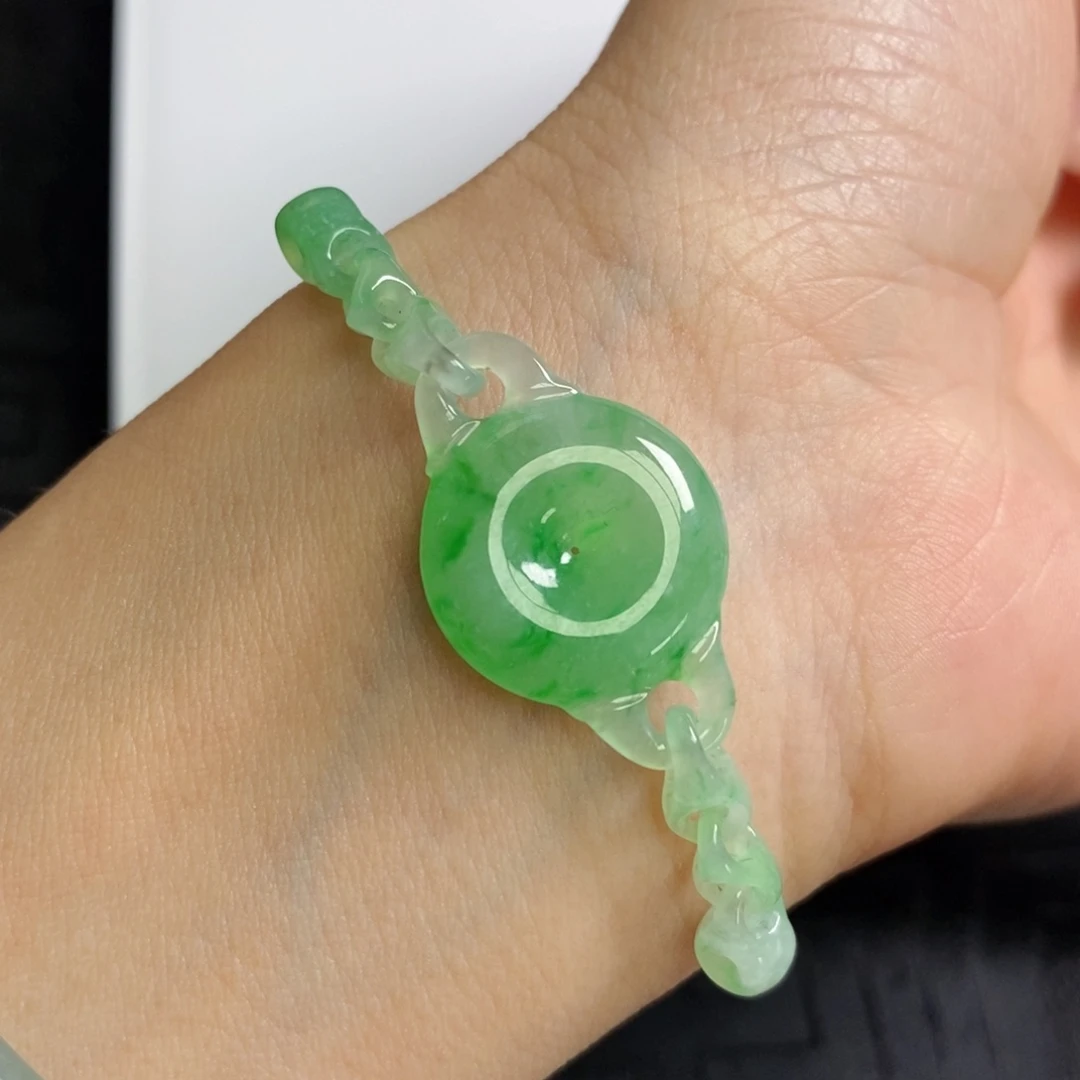 翡翠裸石飘花拉环