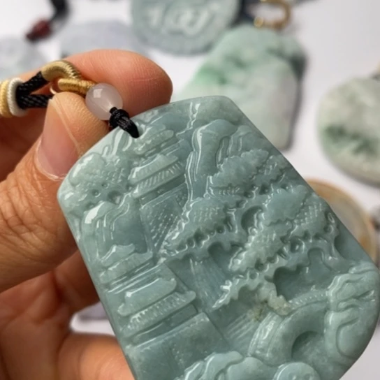 翡翠未镶嵌挂件翡翠