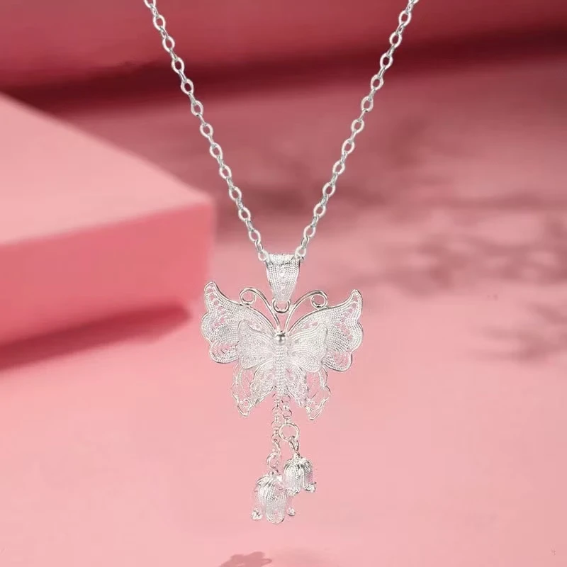 YZ051铃兰蝴蝶项链（无礼盒）